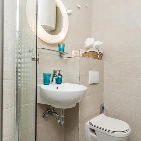 With Center شقة غييكا