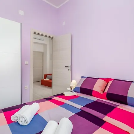 Appartement With Center *