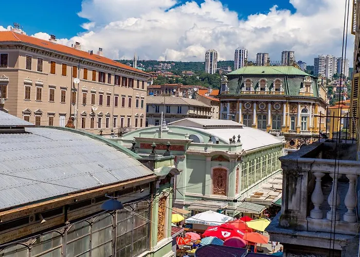 With Center Apartment Rijeka